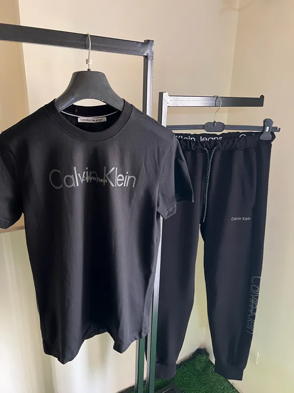 Calvin Klein 