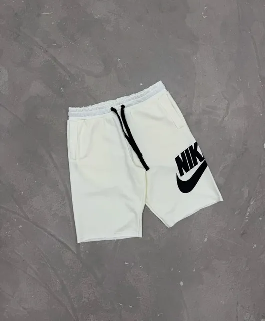 Nike short