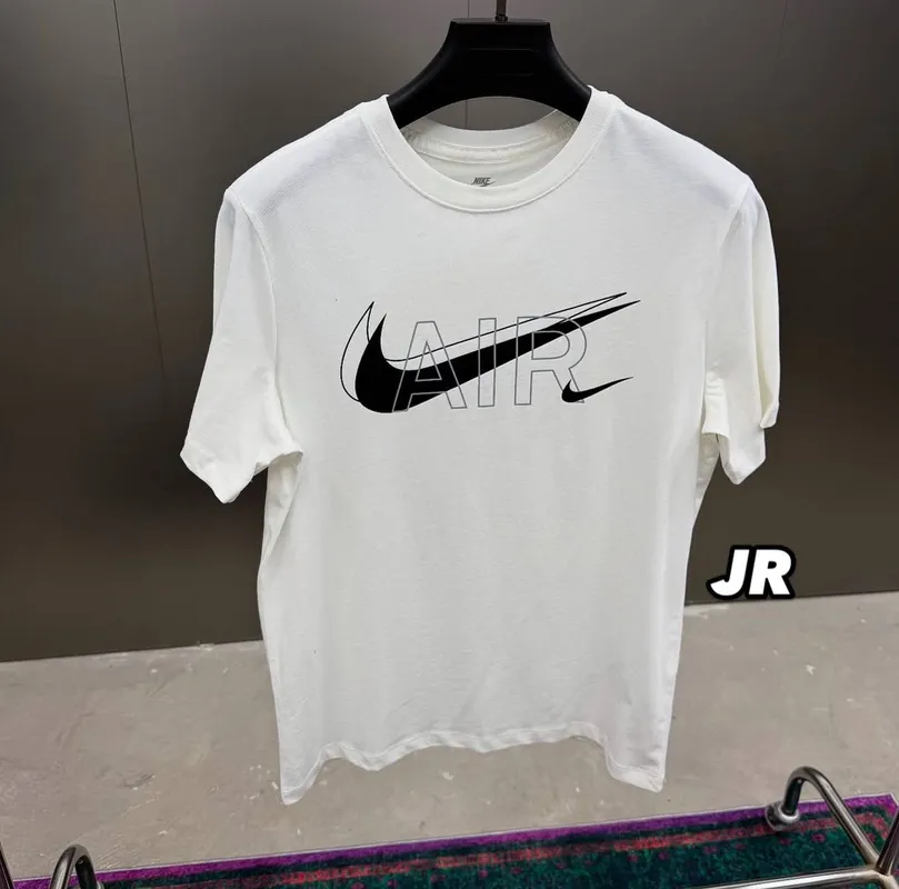 Nike t-shirt