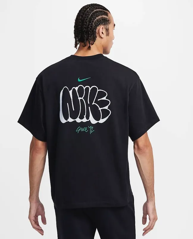 Nike t-shirt